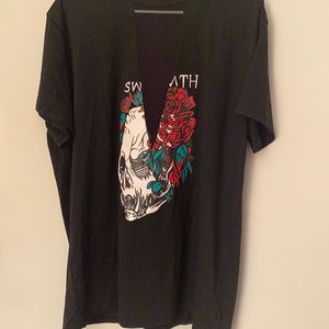 Graphic tee
